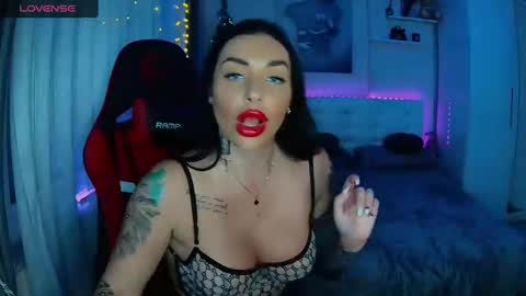 Ur goddess Nikki online show from 10, 12, 2024