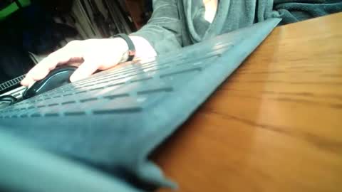 Snapshot of colchuck chatting on 12, 2, 2026 colchuck online show from 12, 2, 2026