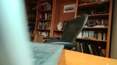 colchuck online show from 14, 5, 2026