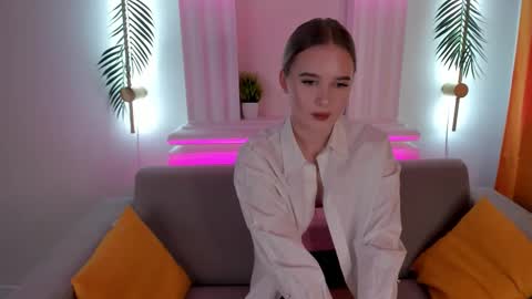 cold_watterfall online show from 28, 2, 2026