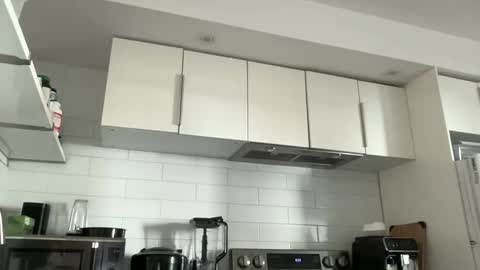 Snapshot of coleblack77 chatting on 19, 11, 2025 Cole online show from 19, 11, 2025