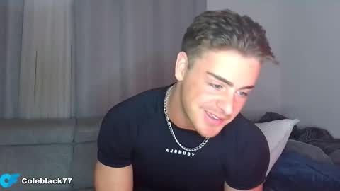 Snapshot of coleblack77 chatting on 16, 12, 2025 Cole online show from 16, 12, 2025