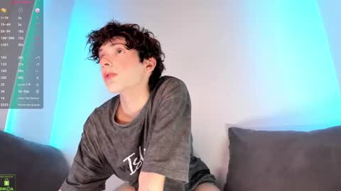 Snapshot of colestorm chatting on 13, 10, 2025 COLE online show from 13, 10, 2025