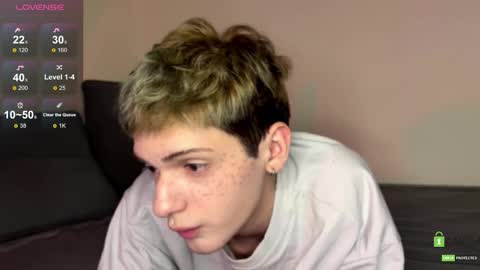 Snapshot of colestorm_ chatting on 13, 12, 2025 COLE - ig online show from 13, 12, 2025