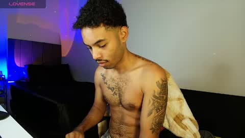 Snapshot of colinlatinbrown chatting on 18, 4, 2026 IG online show from 18, 4, 2026