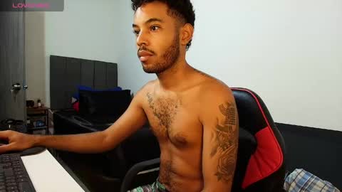Snapshot of colinlatinbrown chatting on 28, 4, 2026 IG online show from 28, 4, 2026