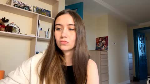 Snapshot of colleenmarcks chatting on 2, 10, 2025 Nicole online show from 2, 10, 2025