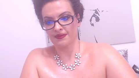 Snapshot of college_dream_bbw chatting on 20, 12, 2024 Maddison online show from 20, 12, 2024