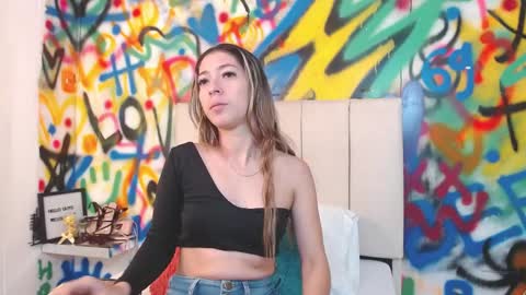 Snapshot of collins_aria chatting on 31, 3, 2026 valentina online show from 31, 3, 2026