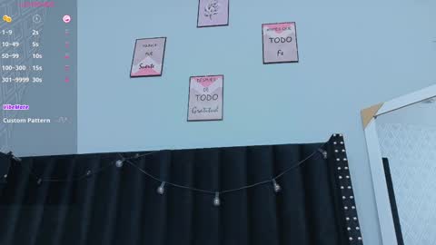 Snapshot of colombia_mommy_ chatting on 29, 9, 2025  GRETCHEN  online show from 29, 9, 2025