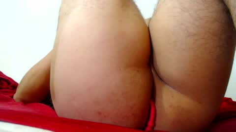 Snapshot of colombian_monster_cock chatting on 9, 12, 2024 camilo online show from 9, 12, 2024