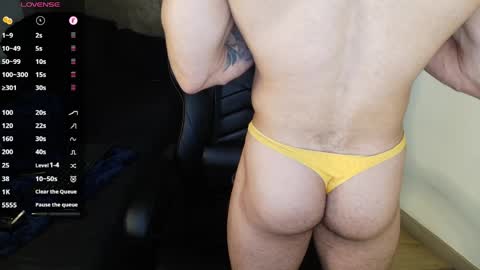 Snapshot of colombianmuscle8 chatting on 27, 5, 2026 colombianmuscle8 online show from 27, 5, 2026