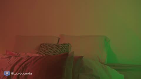 Snapshot of colouristic chatting on 20, 12, 2024 Laura online show from 20, 12, 2024