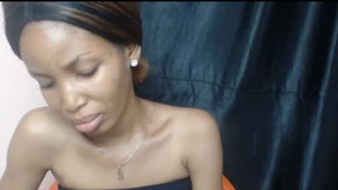 Snapshot of coltish_sexy chatting on 5, 1, 2025 coltish_sexy online show from 5, 1, 2025