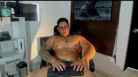 coltonmassif_ online show from 25, 1, 2025