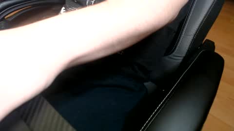 Snapshot of commanderchip chatting on 1, 3, 2025 commanderchip online show from 1, 3, 2025