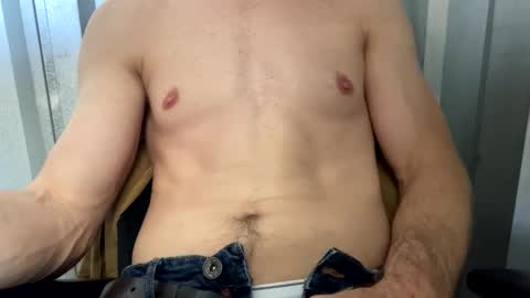 Snapshot of comnfromme1 chatting on 27, 4, 2026 comnfromme1 online show from 27, 4, 2026