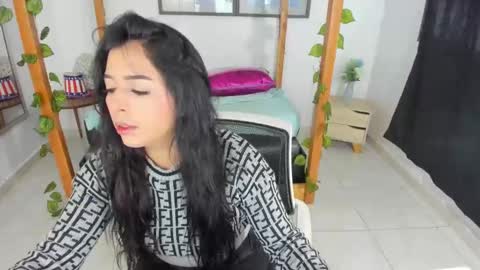 Snapshot of conie_love69 chatting on 2, 10, 2025 conie_love69 online show from 2, 10, 2025