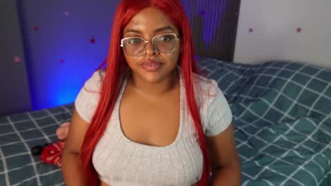 Snapshot of conielaurenth chatting on 23, 2, 2025 conielaurenth online show from 23, 2, 2025