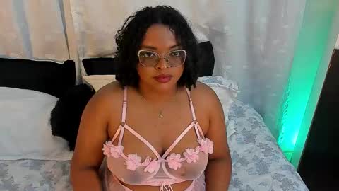 conielaurenth online show from 19, 1, 2026