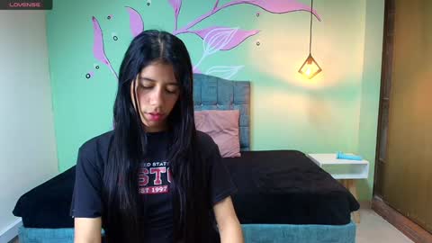 C O N N I E online show from 2, 2, 2025