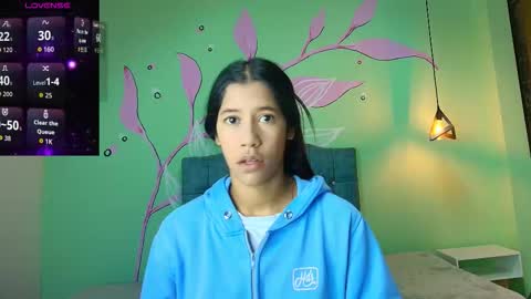 C O N N I E online show from 19, 11, 2025