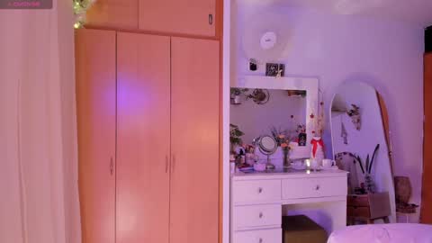 connie    online show from 26, 12, 2024