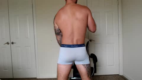 Snapshot of connor_hart chatting on 10, 12, 2024 Connor Hart online show from 10, 12, 2024