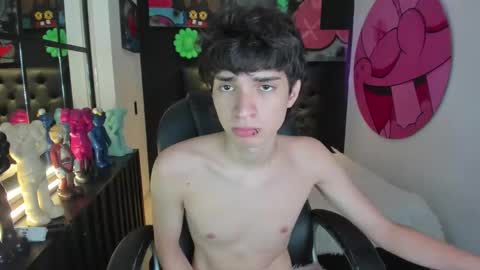 connor_stone_ online show from 2, 12, 2025