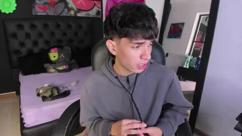 connor_stone_ online show from 7, 1, 2026