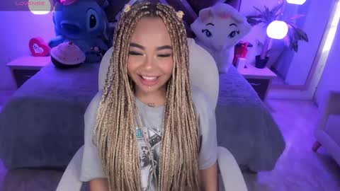 Snapshot of conny_curly chatting on 12, 12, 2024 Conny online show from 12, 12, 2024
