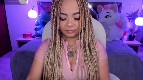 Snapshot of conny_curly chatting on 14, 12, 2024 Conny online show from 14, 12, 2024