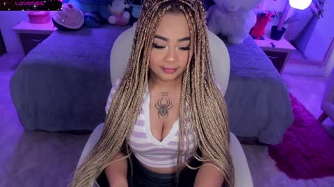 Snapshot of conny_curly chatting on 20, 12, 2024 Conny online show from 20, 12, 2024