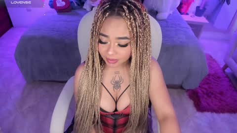 Snapshot of conny_curly chatting on 12, 1, 2025 Conny online show from 12, 1, 2025