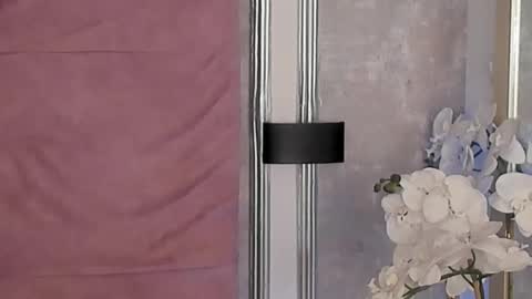 Snapshot of conny_curly chatting on 11, 11, 2025 Conny online show from 11, 11, 2025