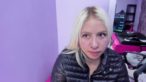 Snapshot of constansblonde chatting on 9, 12, 2024 Constans online show from 9, 12, 2024