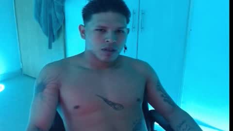 Snapshot of constantin_blessed_69 chatting on 19, 10, 2025 constantin_blessed_69 online show from 19, 10, 2025