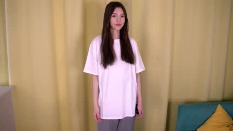 Snapshot of consuelabrasington chatting on 16, 3, 2026 Ellie online show from 16, 3, 2026