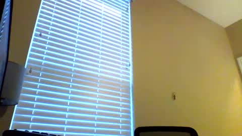 cooldude122222 online show from 22, 1, 2025
