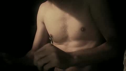 Snapshot of coolmementox chatting on 8, 4, 2026 ChoveEnArrakis online show from 8, 4, 2026