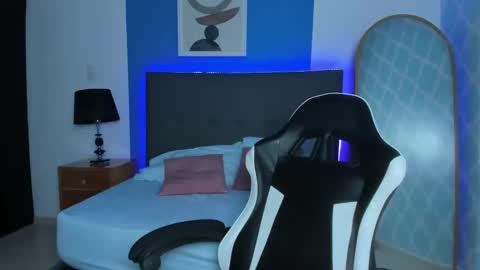  CORA  online show from 4, 10, 2025