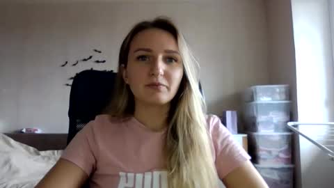 cora_fora online show from 3, 11, 2025