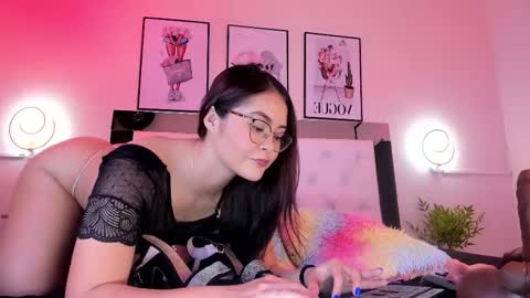 Cora  online show from 3, 3, 2025