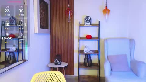 Coral online show from 6, 11, 2025