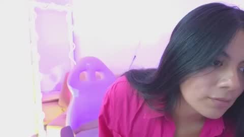 Carolina  online show from 28, 2, 2025
