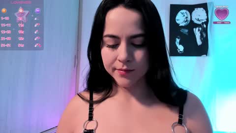 Snapshot of coralinekam1 chatting on 17, 1, 2025 Coralinekam1 online show from 17, 1, 2025