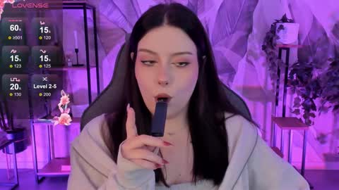 Snapshot of coralinekeyns chatting on 20, 9, 2025 little girl who is always right or Coraline online show from 20, 9, 2025
