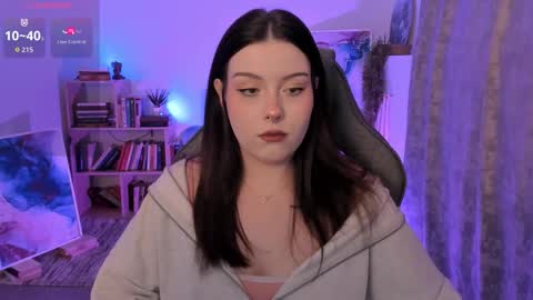 Snapshot of coralinekeyns chatting on 13, 10, 2025 little girl who is always right or Coraline online show from 13, 10, 2025