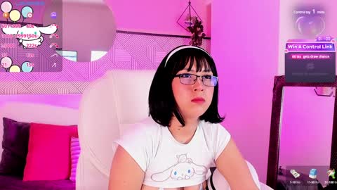 Coral Stefani online show from 18, 12, 2024