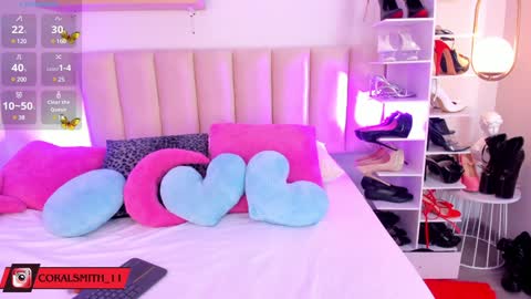 Coral Smith online show from 22, 1, 2025